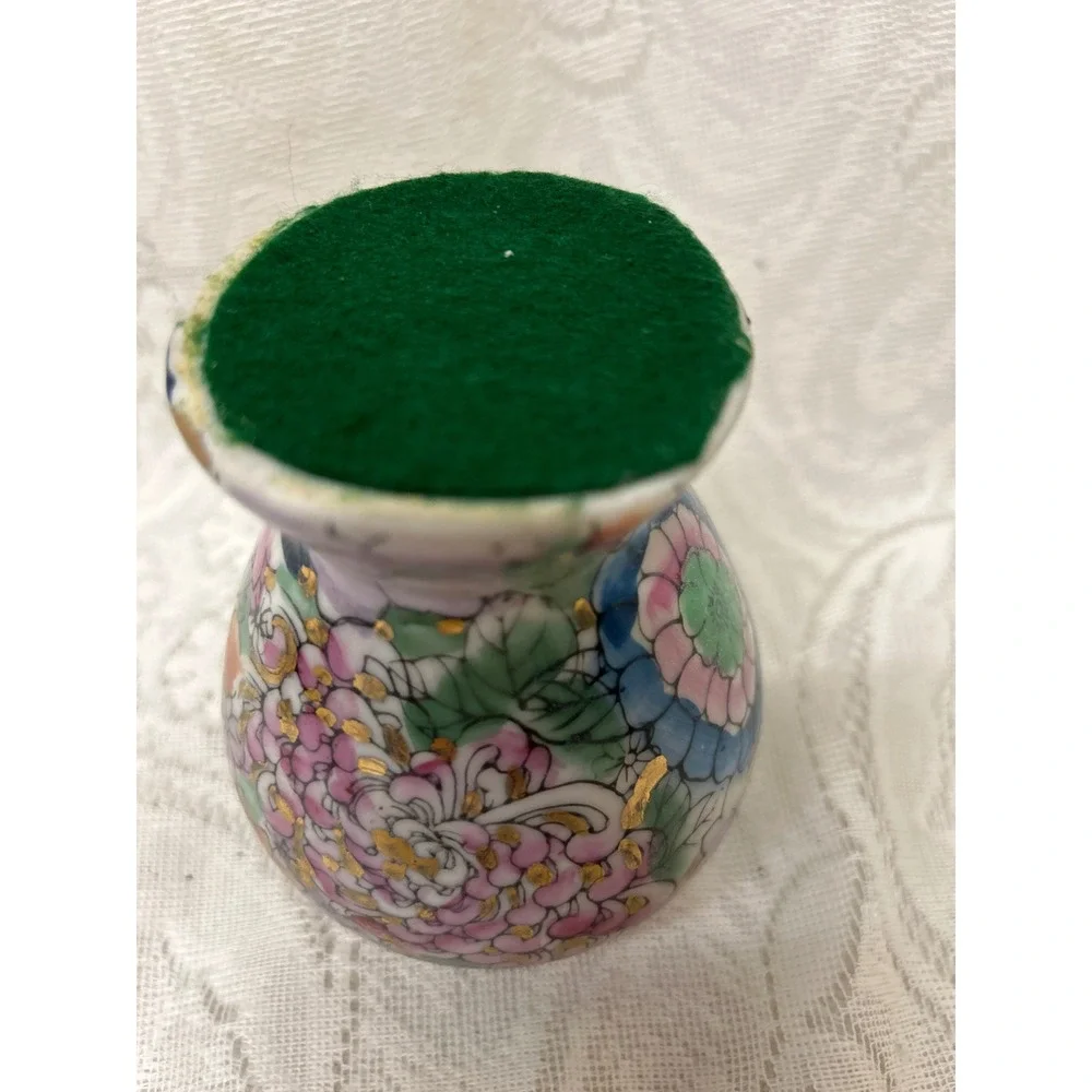 Vintage Millefleur Porcelain Bud Vase Thousand Flowers Gold Leaf 3.75 Inch